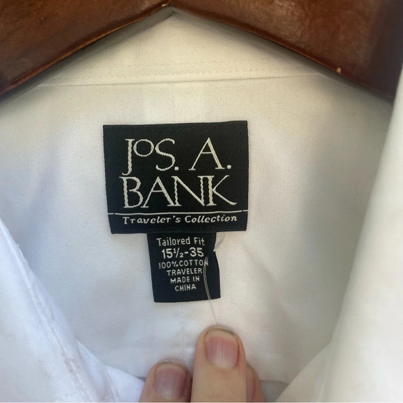 Jos‎ A Bank Men’s White Button Down Dress Shirt Travelers Collection - Picture 3 of 6